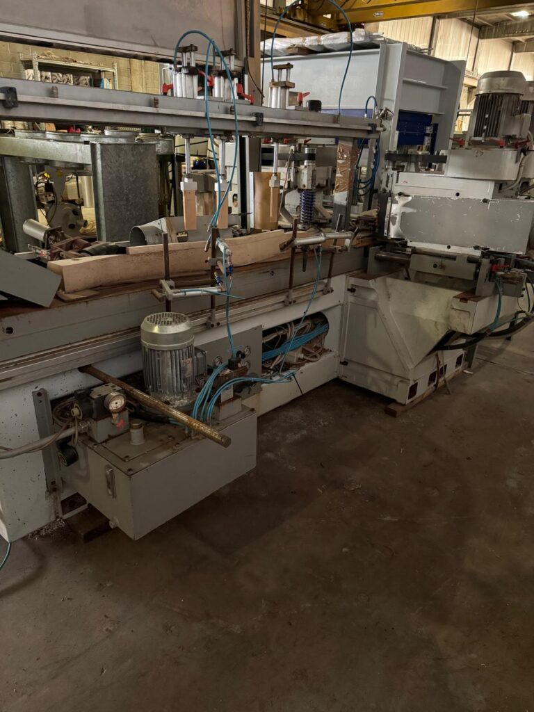 WhatsApp Image 2025-10-16 at 14.41.41 (1)